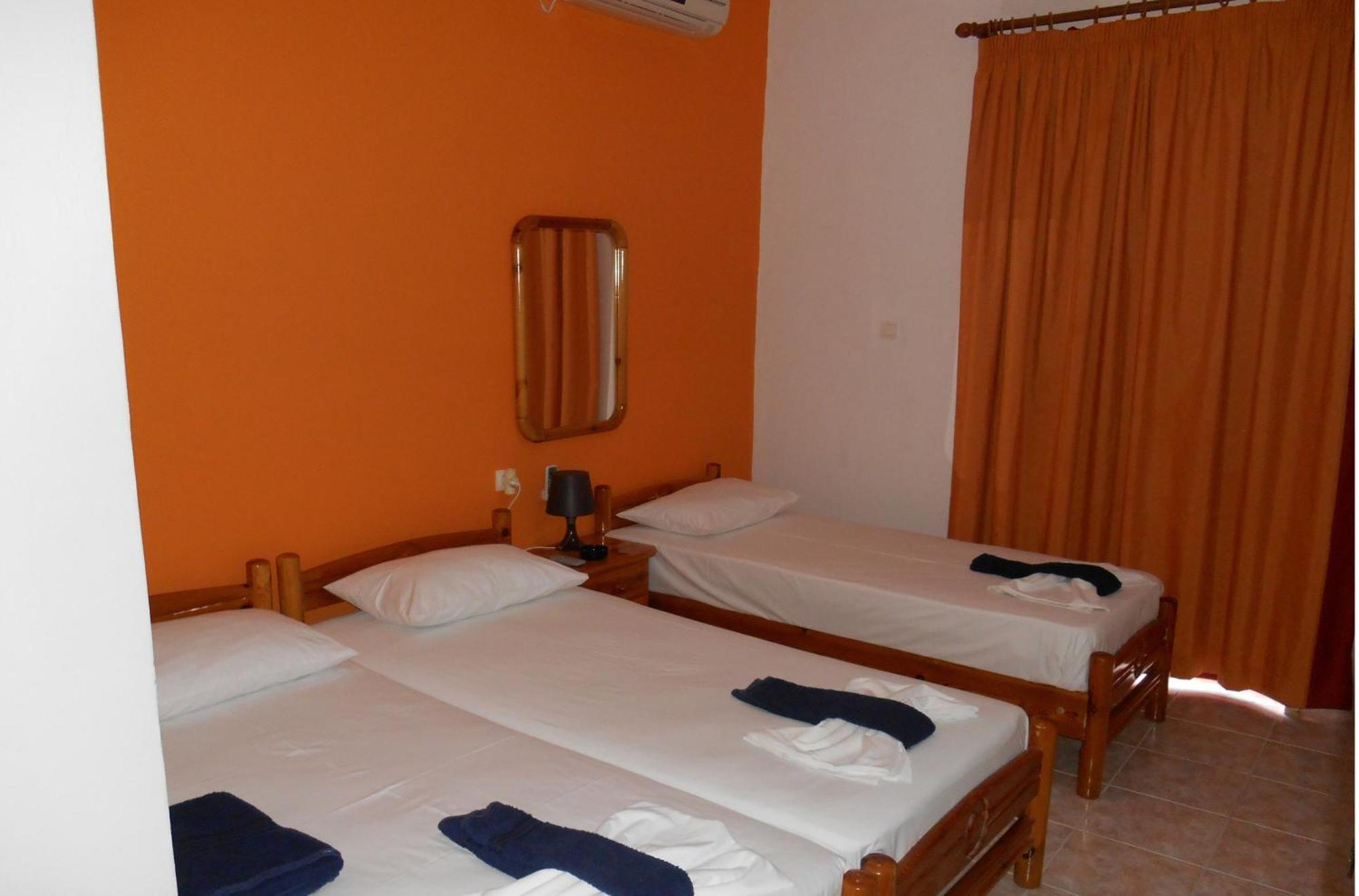 Psathi Beach Hotel Room photo